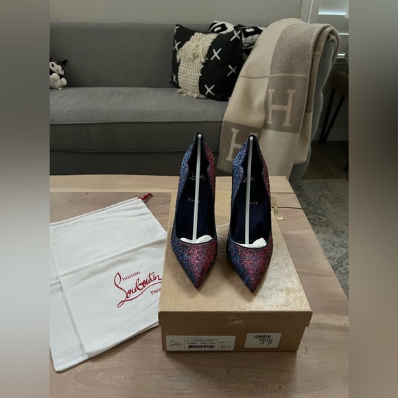 CHRISTIAN LOUBOUTIN Hot Chick 100 Lurex® pumps, Size 38.5 - Picture 7 of 13